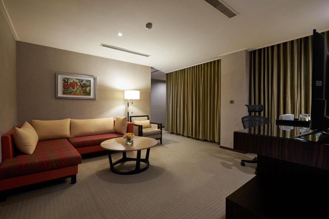 Sol Hotel Hsinchu Extérieur photo